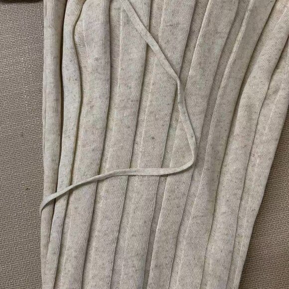 ✨ SALE DISSH Flora Knit Midi Dress - Picture 7 of 7